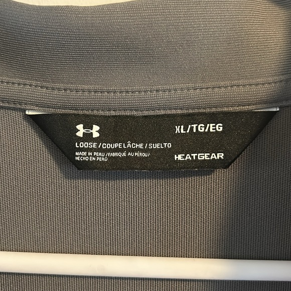 LIKE NEW- Under Armour Althetic polo size XL - Picture 2 of 5